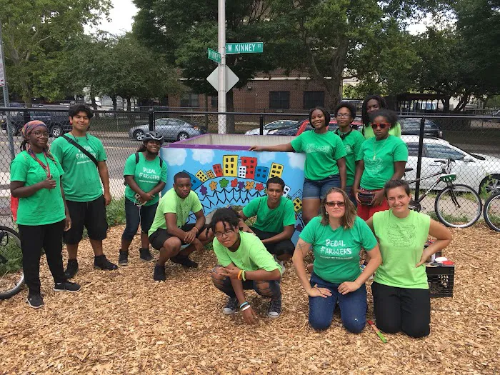 Lincoln Park Community Garden Picture 6