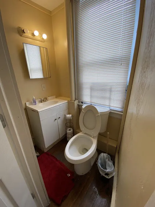 One Bedroom Apartment Near Airport Picture 5