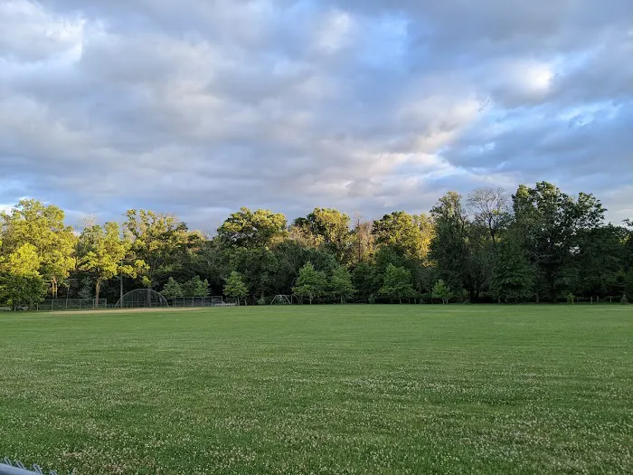 Meisel Avenue Park Picture 7