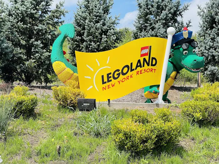 LEGOLAND New York entrance Picture 4