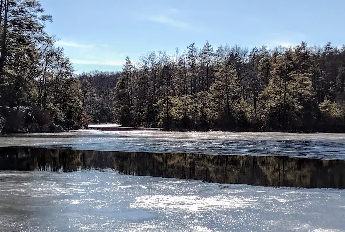 Heaters Pond Park Picture 2