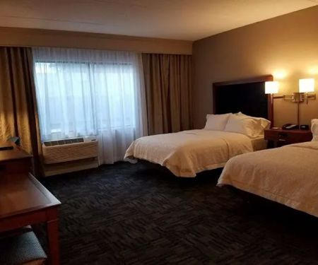 Hampton Inn & Suites Newburgh Stewart Airport