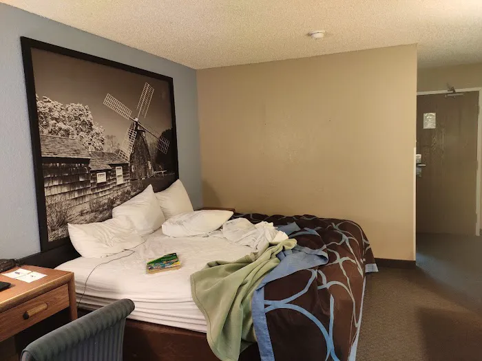 Super 8 by Wyndham Newburgh/West Point Near Stewart Airport Picture 4