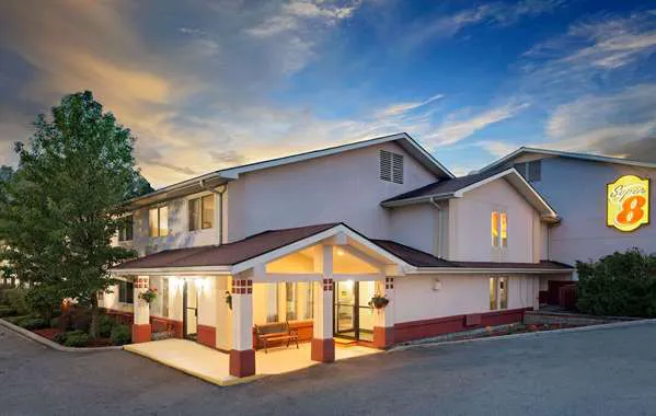 Super 8 by Wyndham Newburgh/West Point Near Stewart Airport Picture 3
