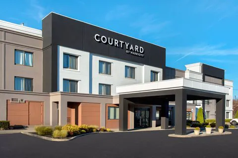 Courtyard Newburgh Stewart Airport Picture 9