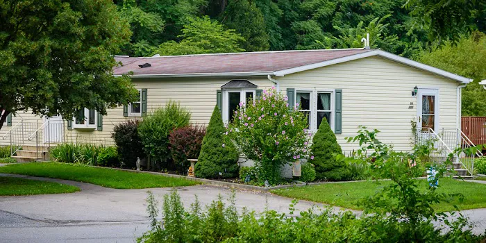 Moorgate Mobile Home Park Picture 5