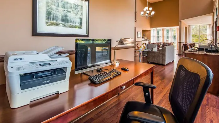 Best Western Plus The Inn & Suites at the Falls Picture 10