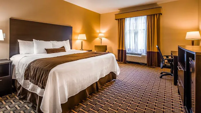 Best Western Plus The Inn & Suites at the Falls Picture 6