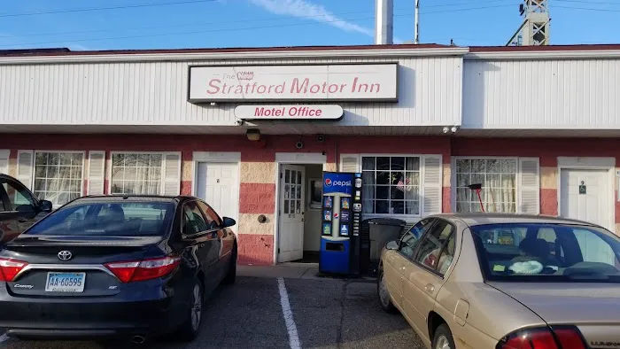 New Stratford Motor Inn Picture 4