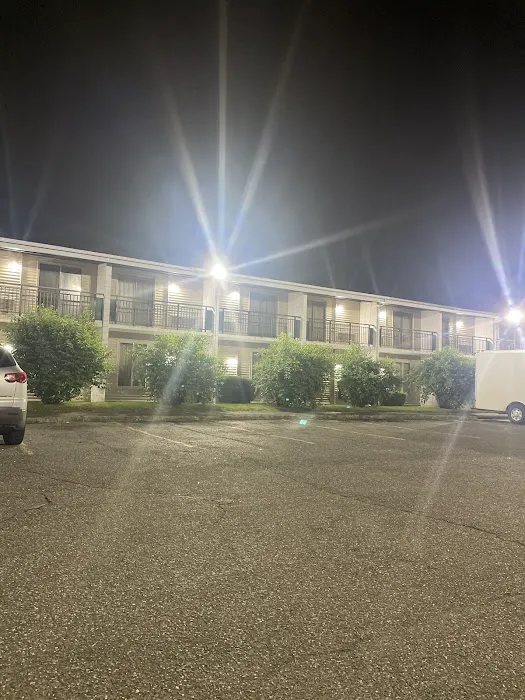 Honeyspot Motor Inn Picture 2