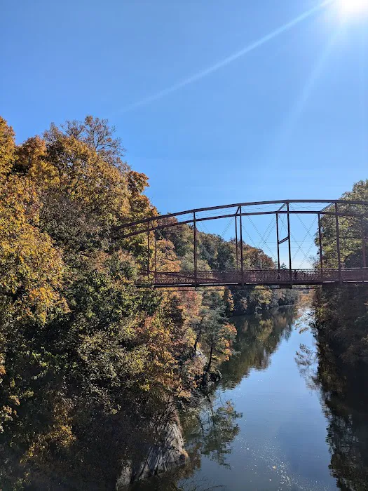 Lovers Leap Bridge Picture 1