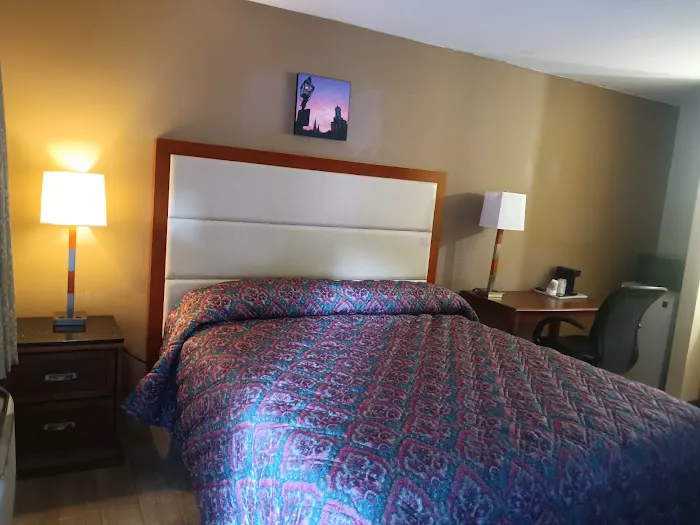Maple Leaf Motel Picture 7