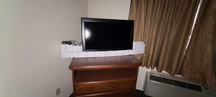 Maple Leaf Motel Picture 1