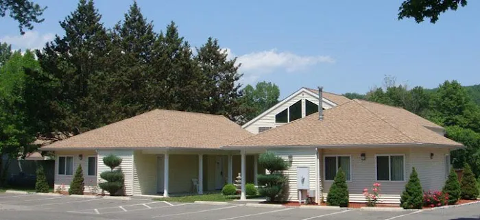 The Rocky River Inn Picture 9