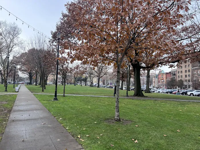 Lincoln Park Picture 8