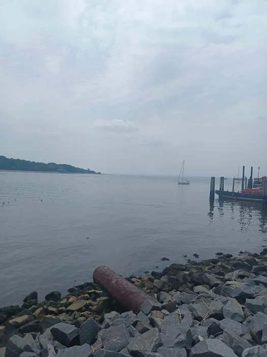 Perth Amboy Municipal Marina Picture 6
