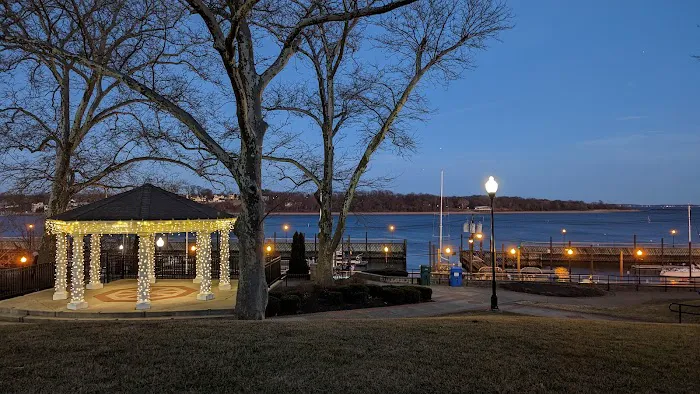 Bayview Park Picture 8
