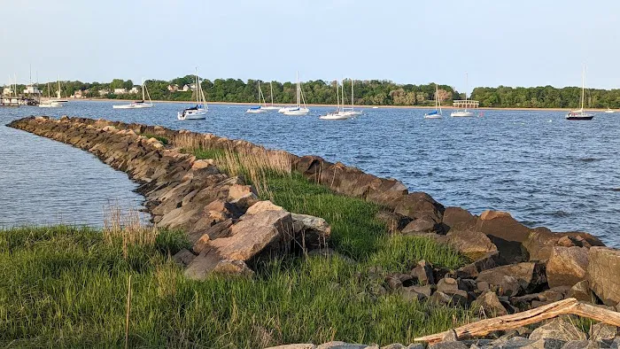 Waterfront Walkway Picture 3