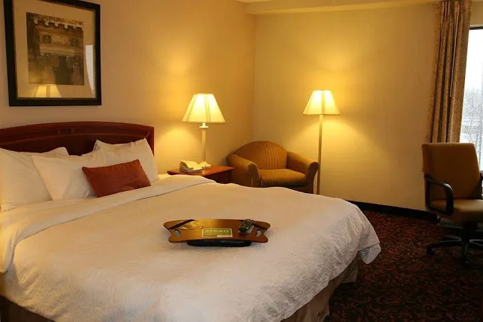 Hampton Inn Woodbridge Picture 1
