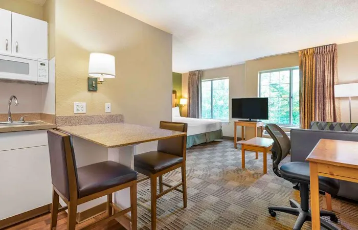 Extended Stay America - Newark - Woodbridge Picture 7