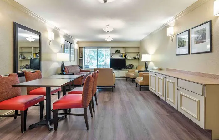 Extended Stay America - Newark - Woodbridge Picture 5
