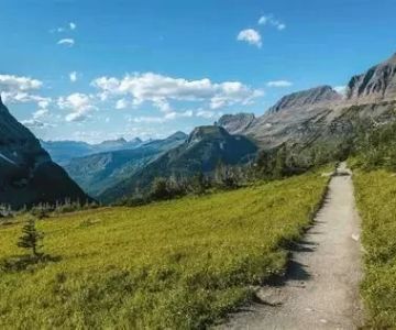 Best Seasonal Travel Destinations in Montana for 2025
